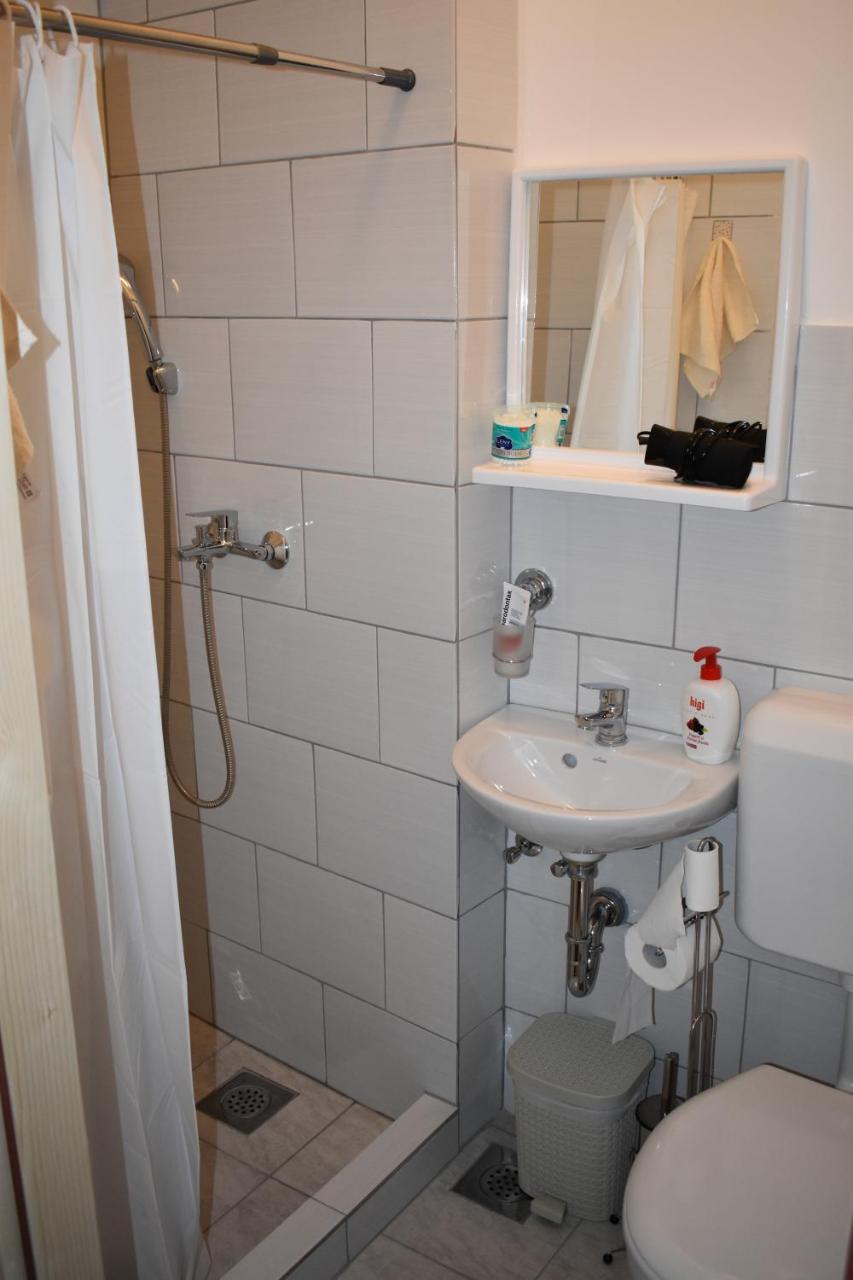 De Lux Apartment & Rooms Emilia Banja Luka Eksteriør billede