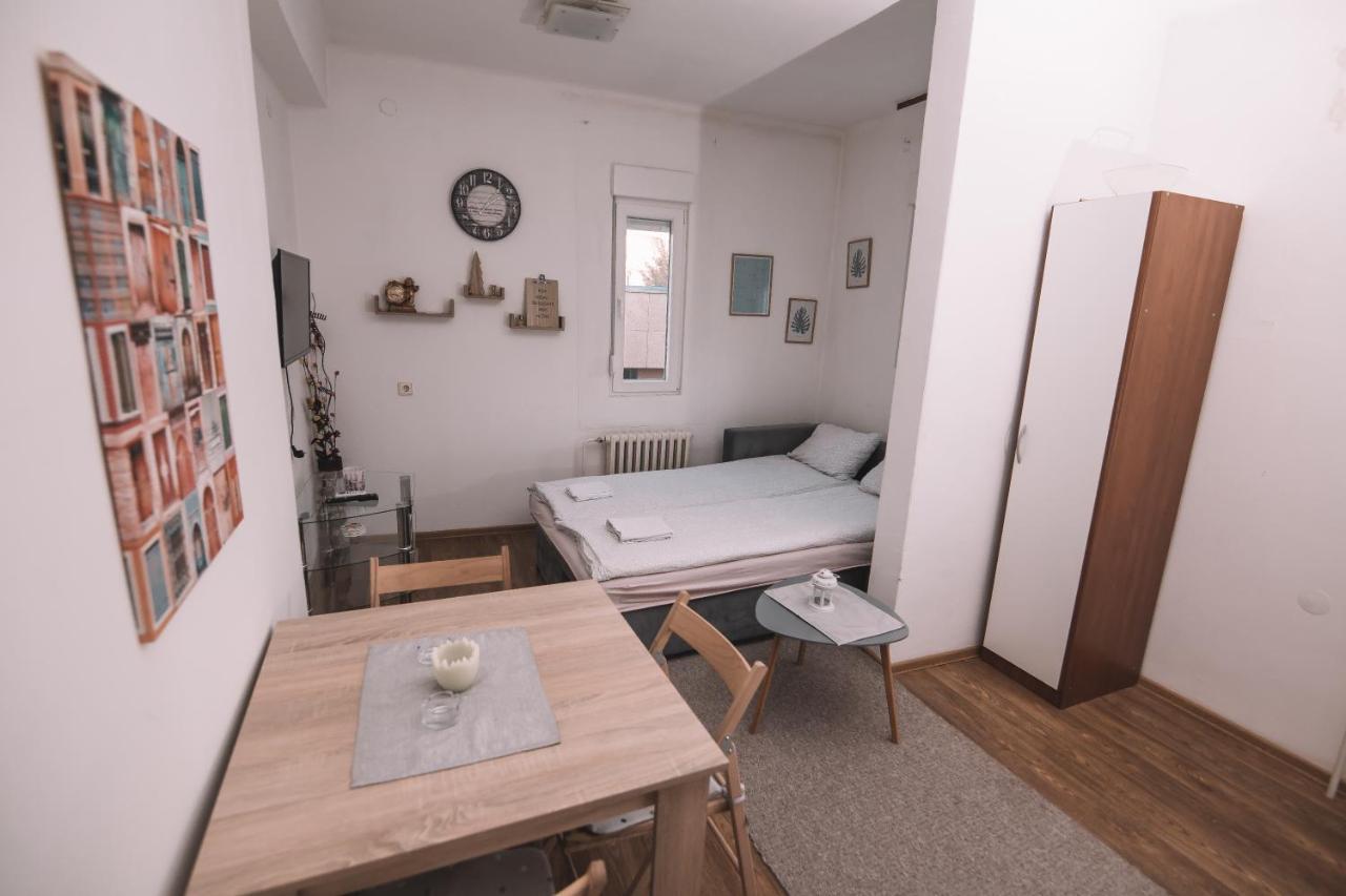 De Lux Apartment & Rooms Emilia Banja Luka Eksteriør billede