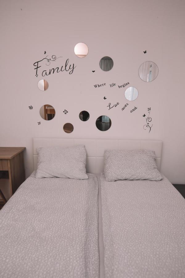 De Lux Apartment & Rooms Emilia Banja Luka Eksteriør billede
